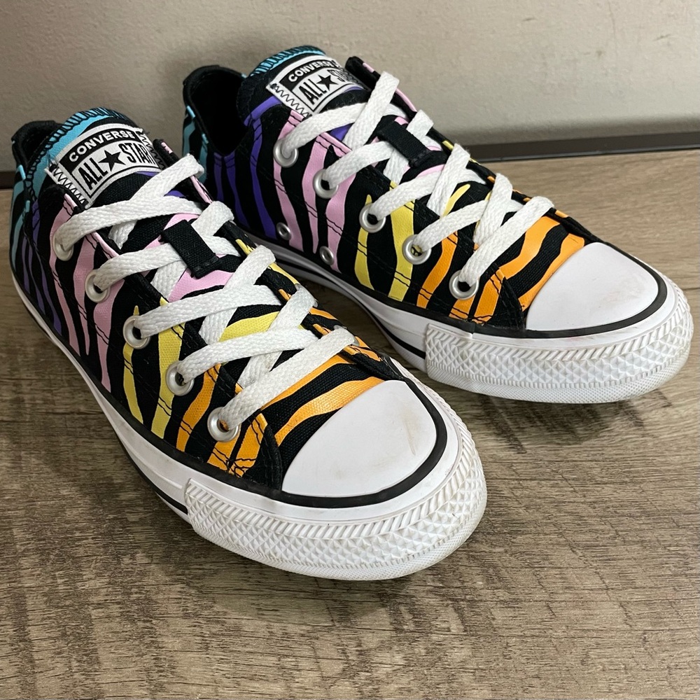 Women's Converse Rainbow Zebra All Star Low Chuck Taylor Athletic